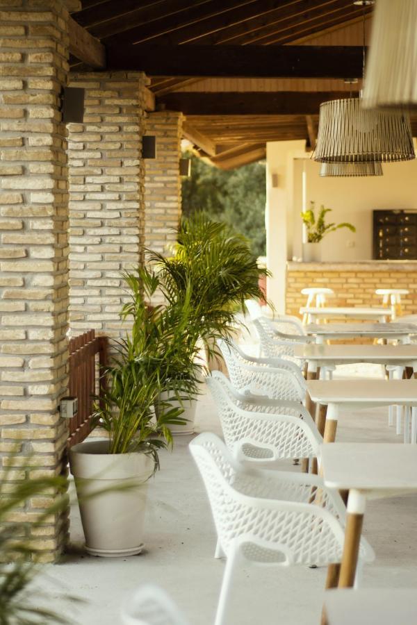 Parakladi Seaside Retreat Melikia Ngoại thất bức ảnh