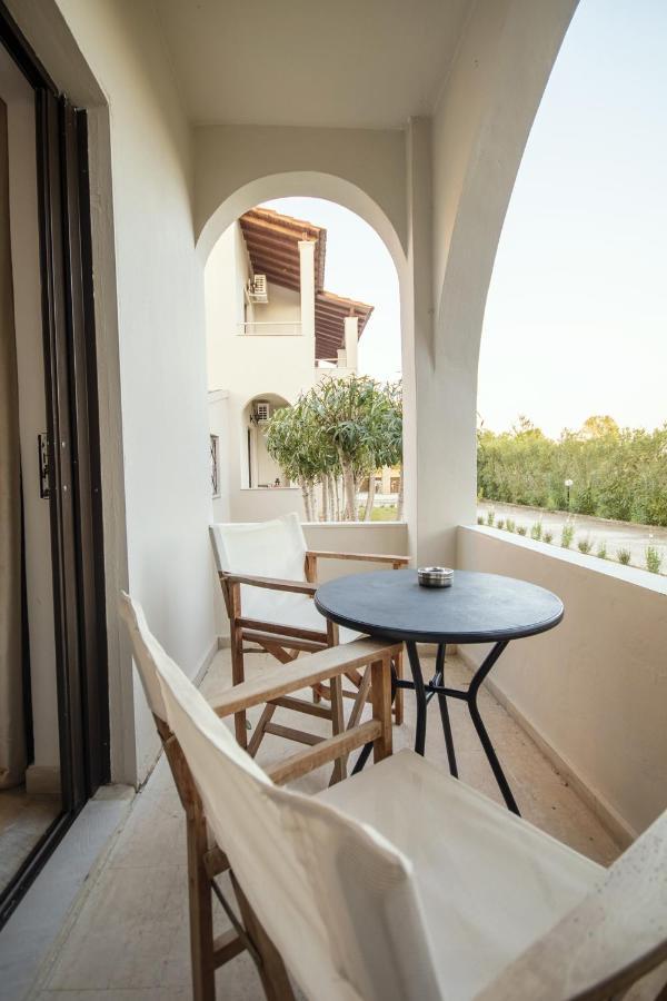 Parakladi Seaside Retreat Melikia Ngoại thất bức ảnh